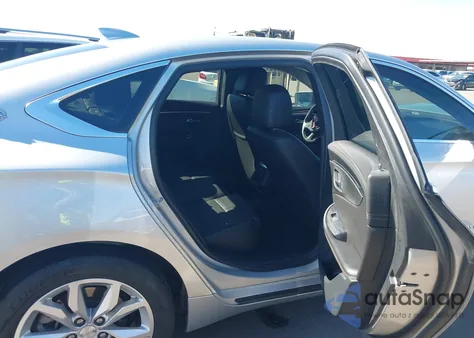 2018 Chevrolet Impala 1Lt from USA, damaged, VIN 2G1105S3XJ9127783